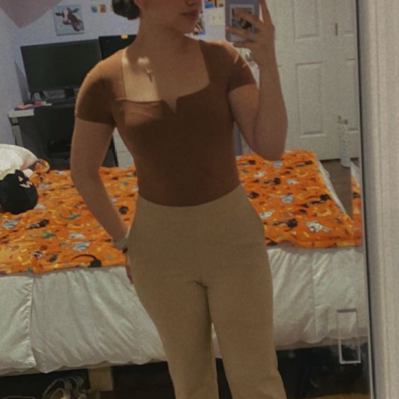 SO Square-Neck Bodysuit - Picture 4 of 4